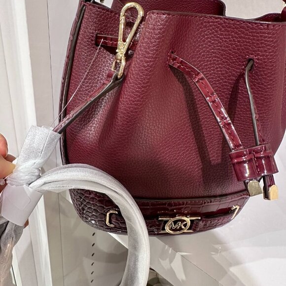 NWT!NEW!Michael Kors Reed Bucket Bag Crocodile Embbossed Leather Belted -Oxblood - Picture 13 of 15